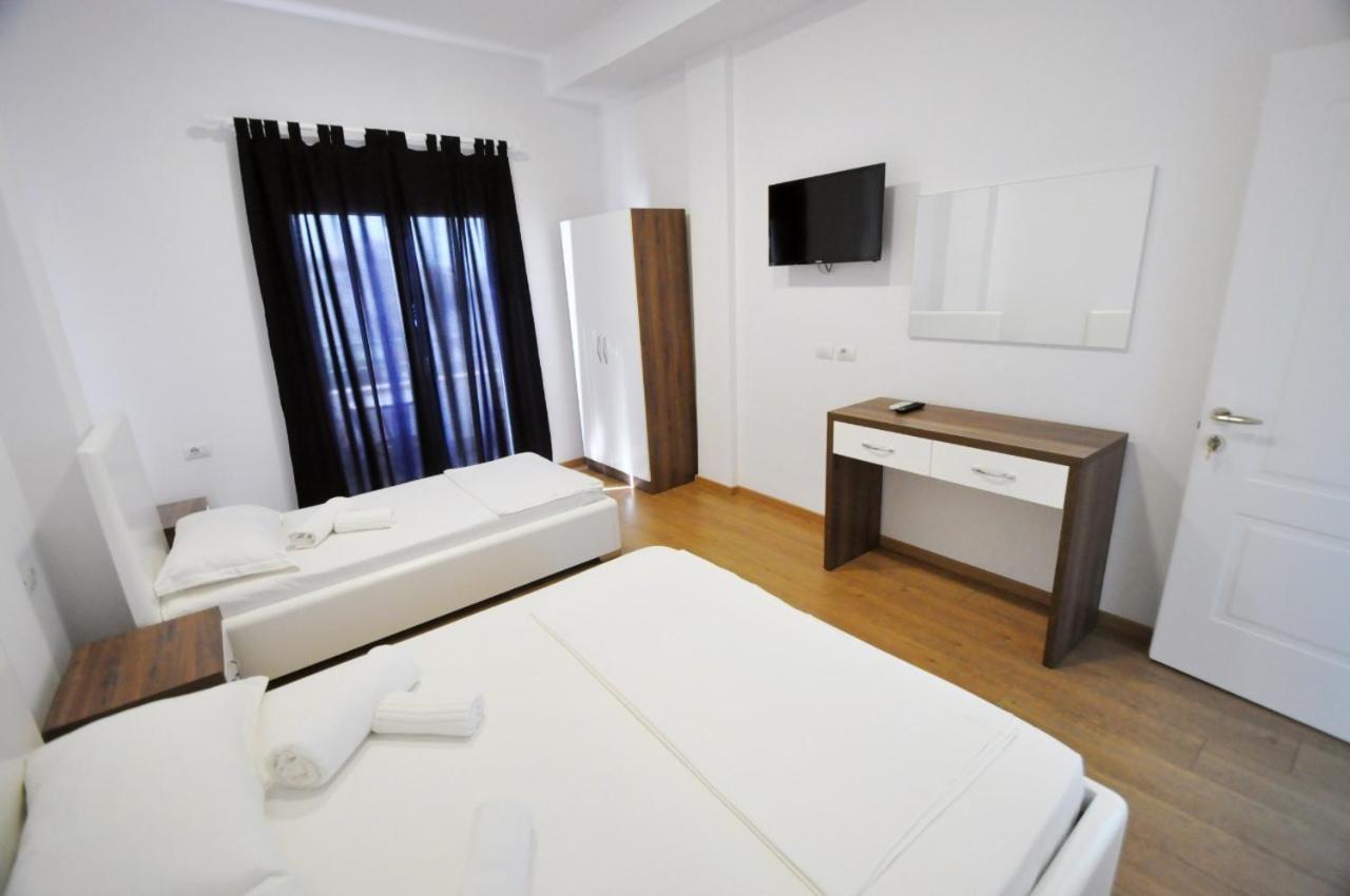 Grand G&T Hotel Shkallnur ภายนอก รูปภาพ