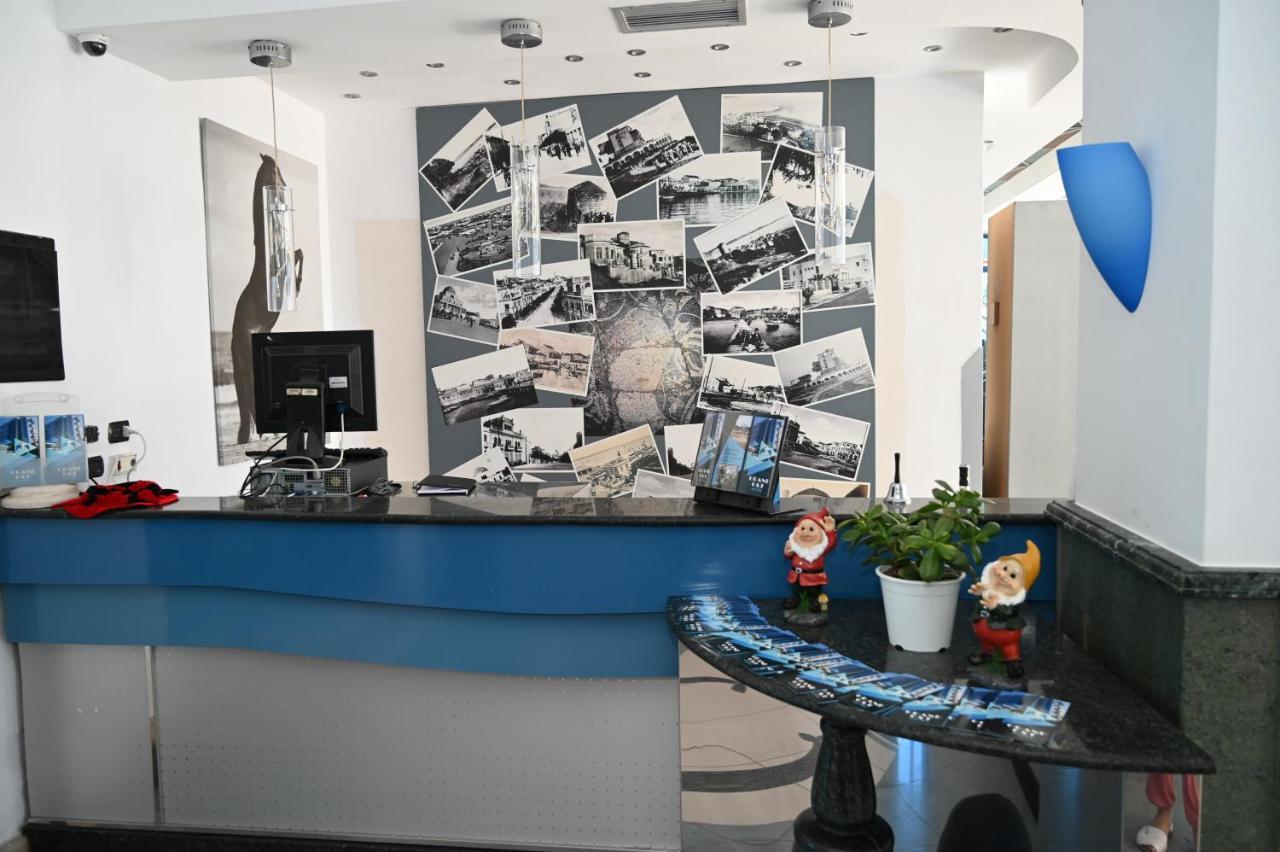 Grand G&T Hotel Shkallnur ภายนอก รูปภาพ