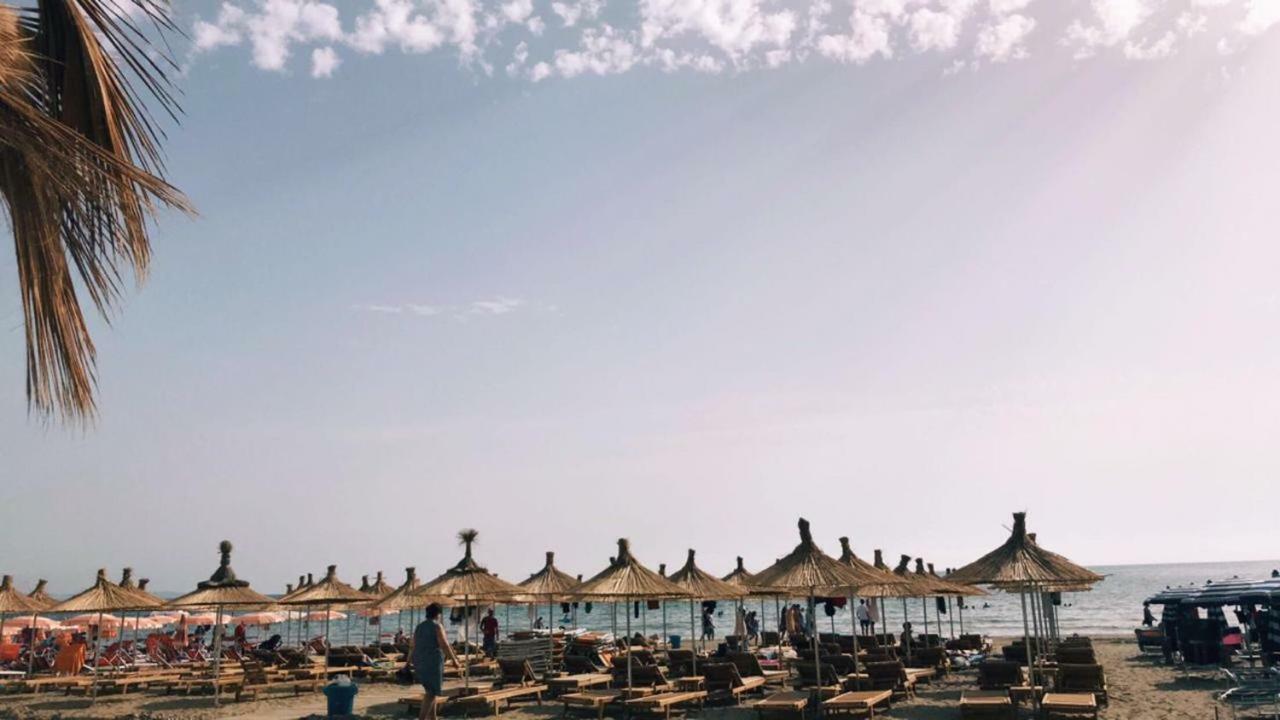 Grand G&T Hotel Shkallnur ภายนอก รูปภาพ